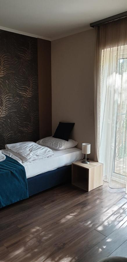 Garden Club Panzio Bed & Breakfast Balatonmáriafürdő Eksteriør bilde